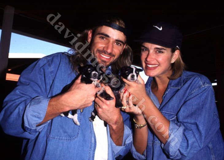 Brooke Shields, Andre Agassi  Phoenix, Az. 1994.jpg